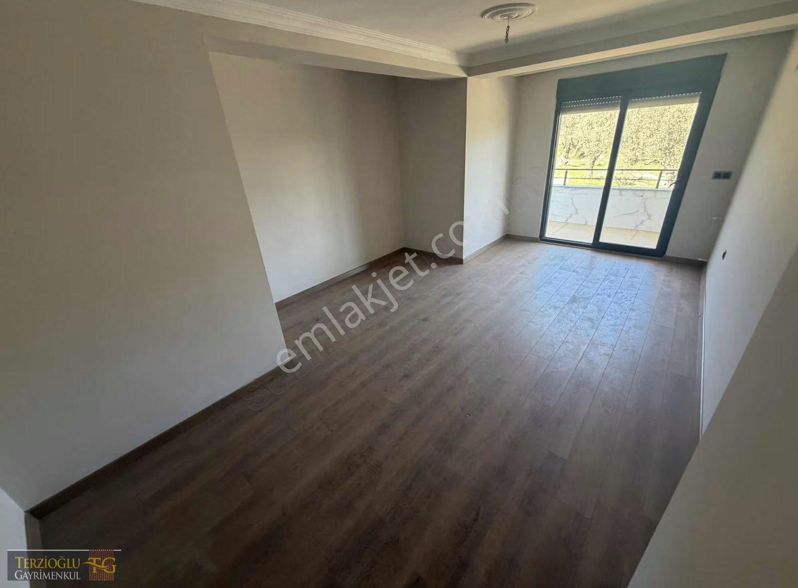 Terzioğlu'ndan Güre De Havuzlu Sitede Kiralık 3+1 Deluxe Villa - Görsel 7