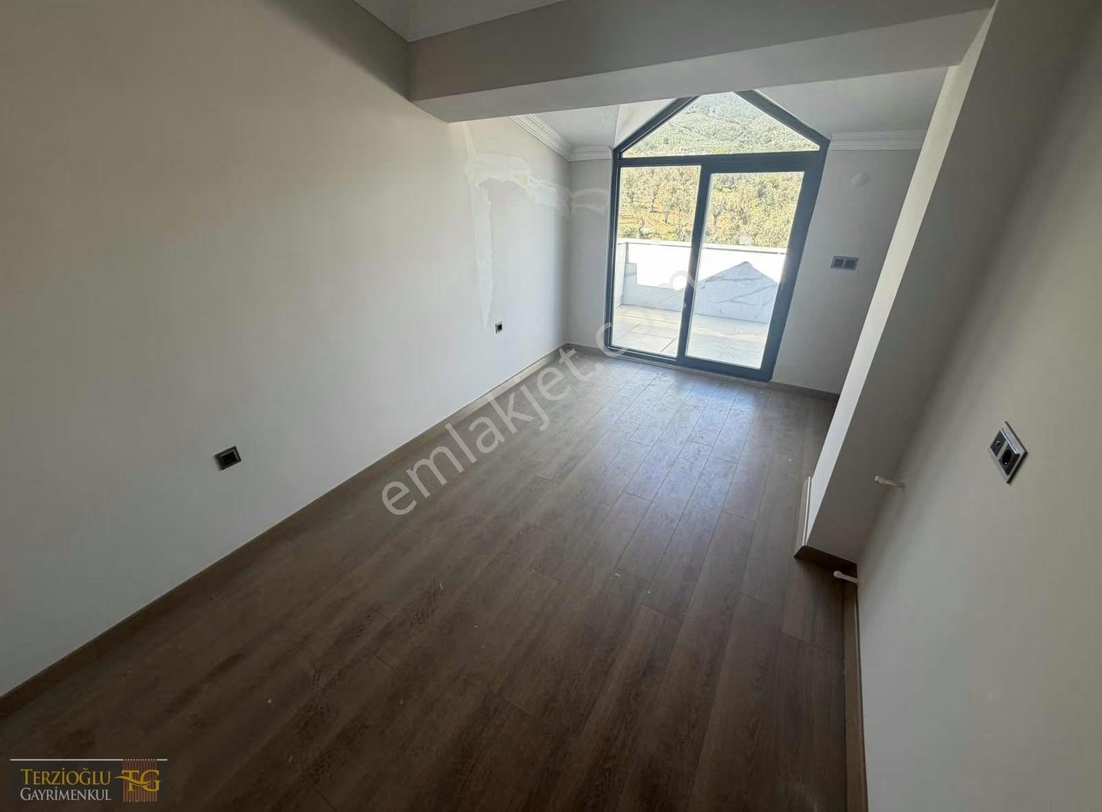 Terzioğlu'ndan Güre De Havuzlu Sitede Kiralık 3+1 Deluxe Villa - Görsel 20