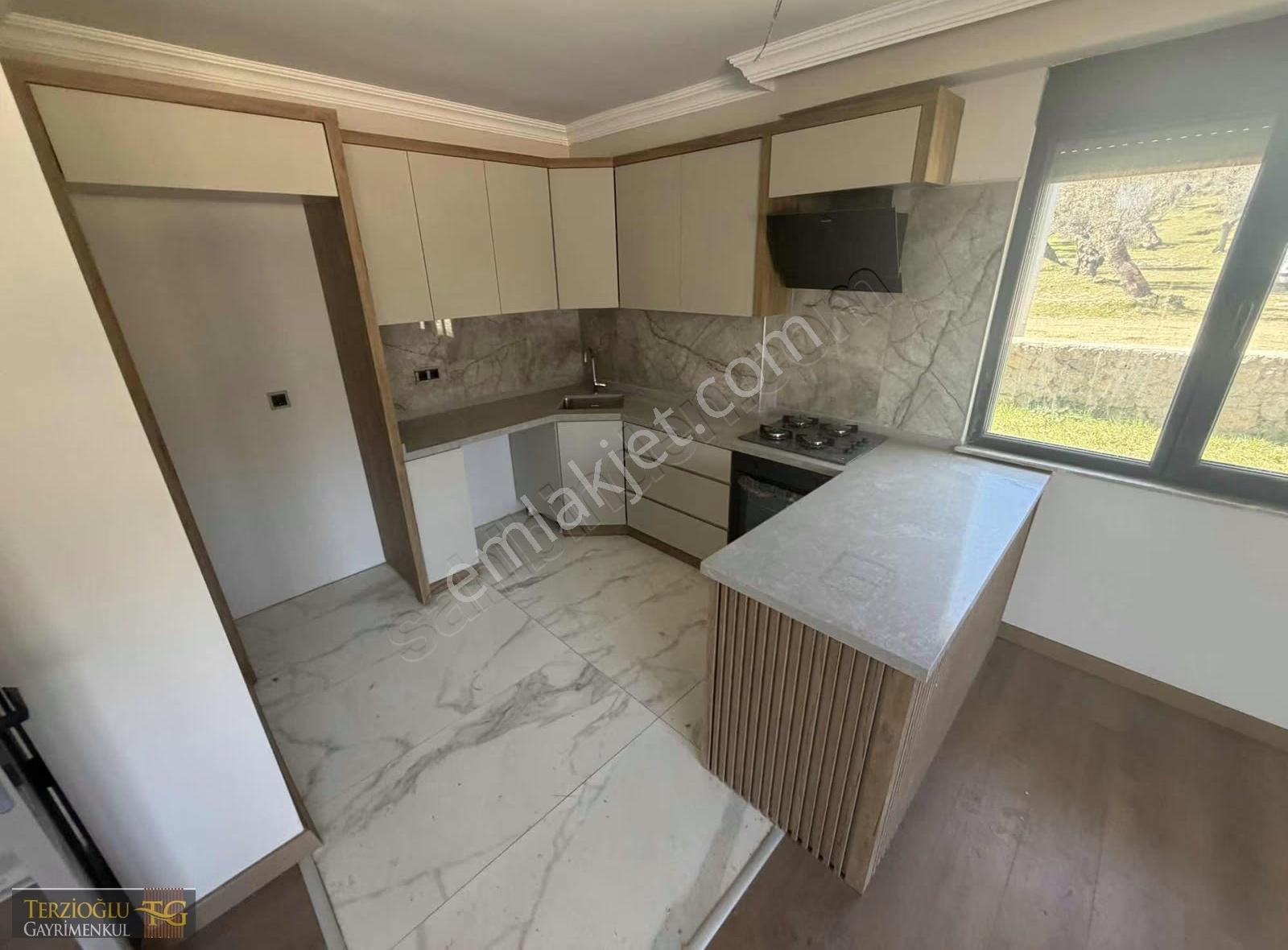 Terzioğlu'ndan Güre De Havuzlu Sitede Kiralık 3+1 Deluxe Villa - Görsel 18