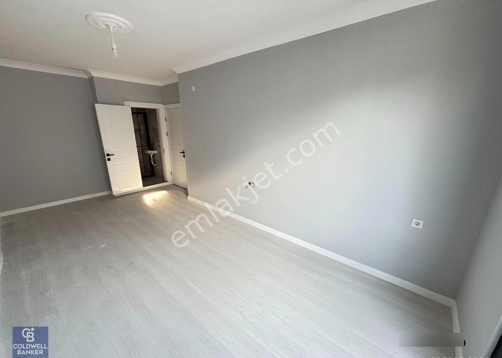 Başiskele Moda Pazarı Yanında 4+1 Sıfır Dubleks Deniz Manzaralı - Görsel 18