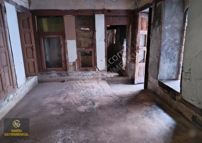 Tarihin Kalbinde 16 Odalı,bahçeli, Antep Evi + Müstakil 3 Kat - Görsel 11