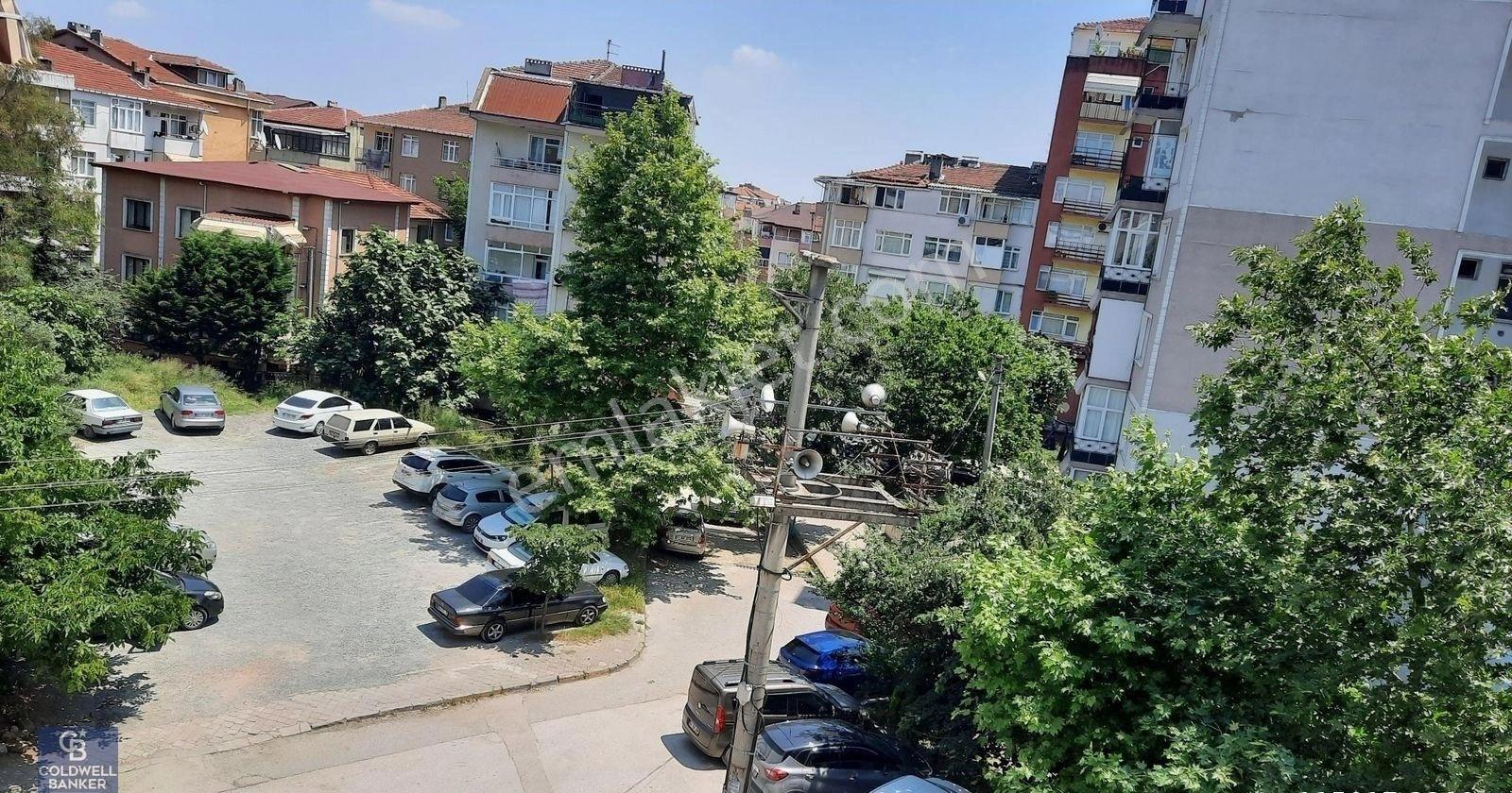 Gölcük Donanma'da Anayola Cephe Satılık Daire - Görsel 23