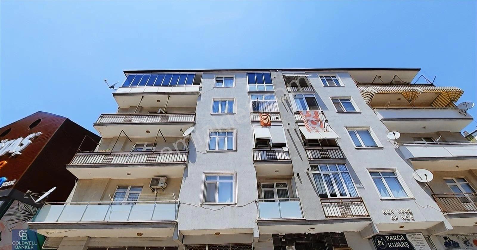 Gölcük Donanma'da Anayola Cephe Satılık Daire - Görsel 33
