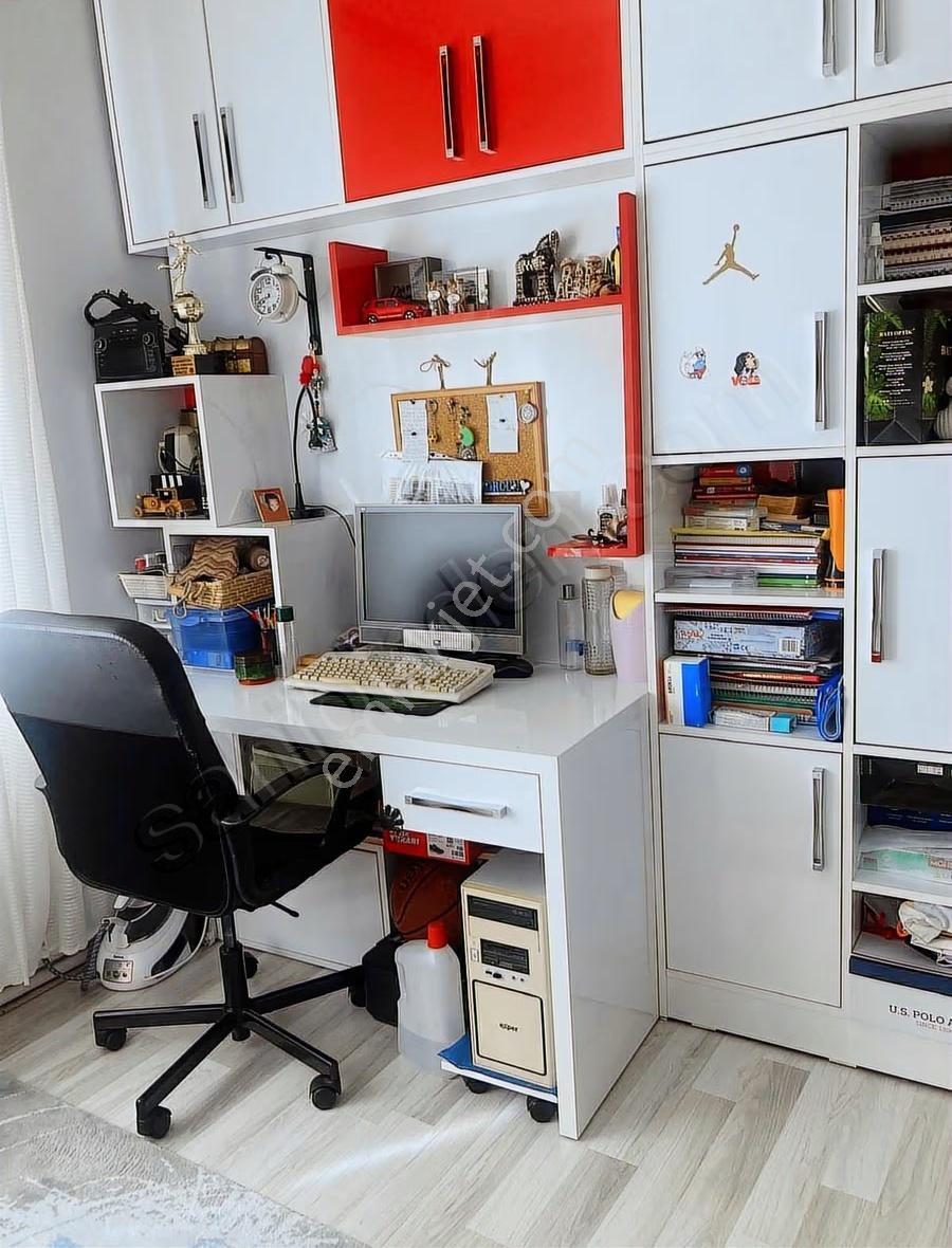 Şeref Caddesi 3+1 130 M2 Ana Cadde Mükemmel Konumda - Görsel 23