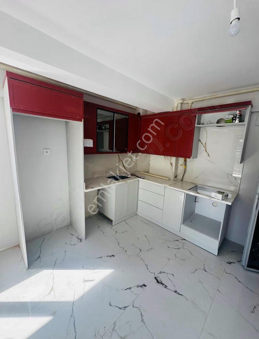 İnönü Mahallesinde 1+1 Kiralık Daire - Görsel 4