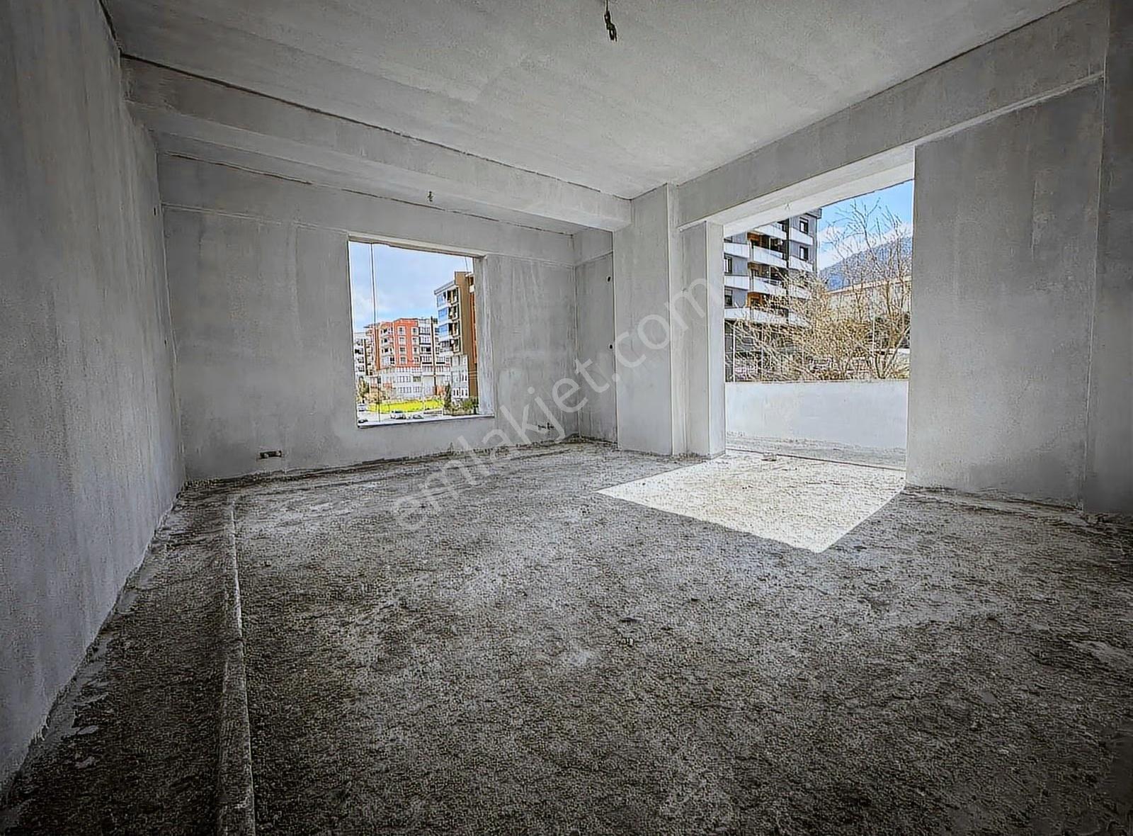Gözfer Hastanesi Dibinde Saygılı Caddesi Üzeri Arakat - Görsel 29