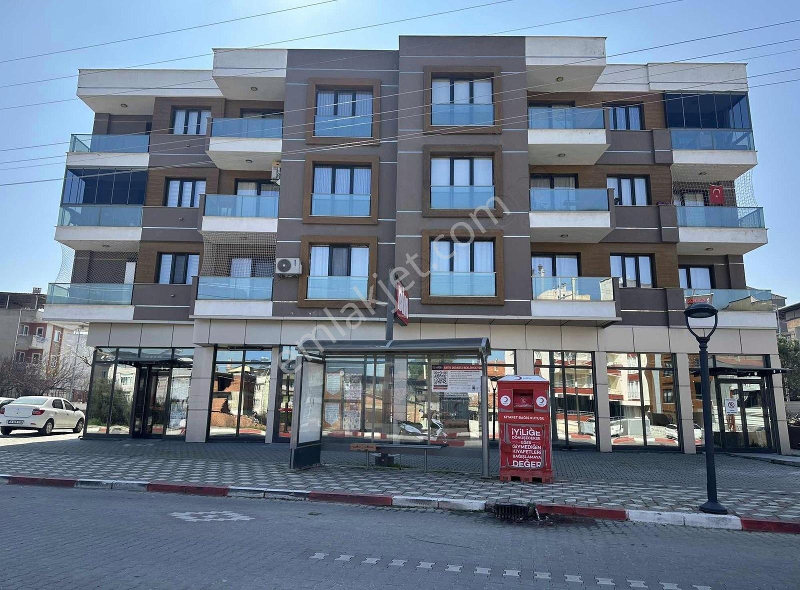 Prestij Caddesi Üzerinde 3+1 Önü Açık Ferah Daire Çift Cephe - Görsel 17