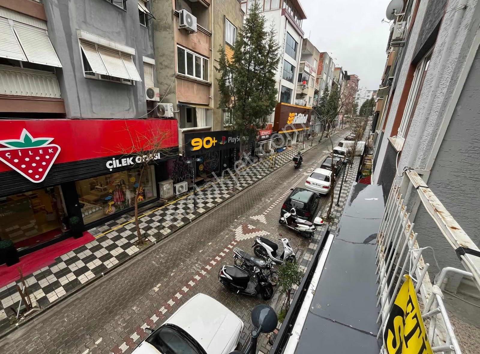 Çarşı Merkez 3+1 Sıcak Sulu Daire - Görsel 11