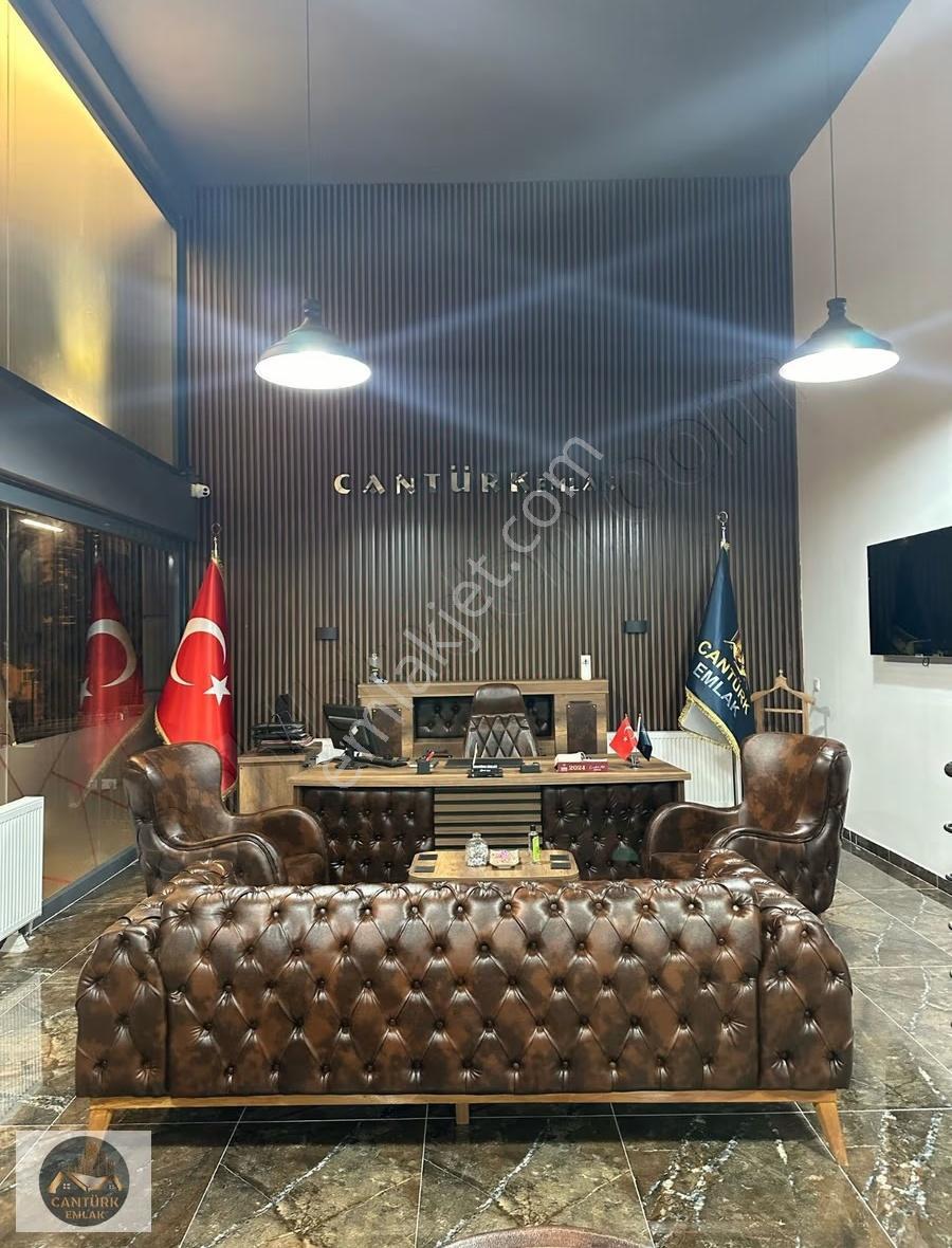 Pursaklar'da Full Yapılı Güney Cephe Merkezi Konumda 3+1 Daire - Görsel 29