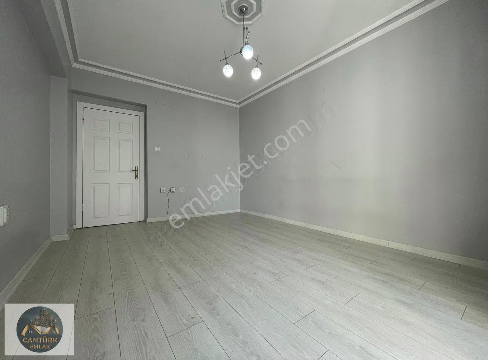 *pursaklar'da Merkezi Konumda 4+1 Ebeveyn Banyolu Kilerli Daire* - Görsel 7