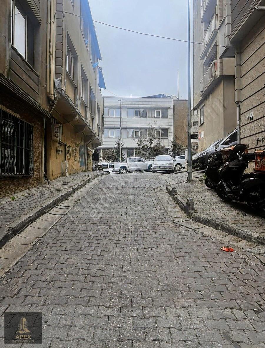 Kağıthane Yahyakemal Ana Cadde Yakın 2+1 - Görsel 9