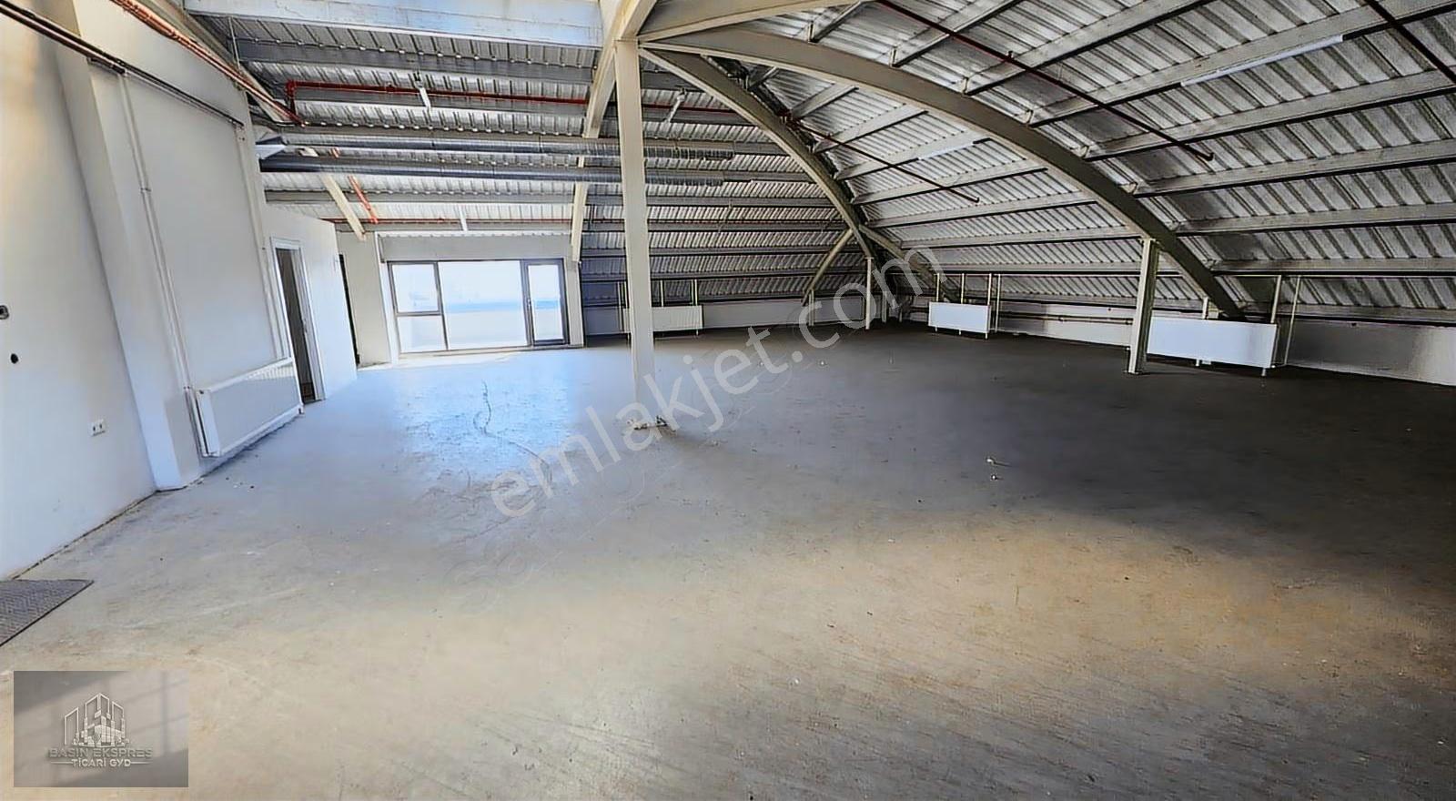 Sulyapıdan İskanli 700 M2 Yeni Binada İş Yeri Plaza Katı - Görsel 14