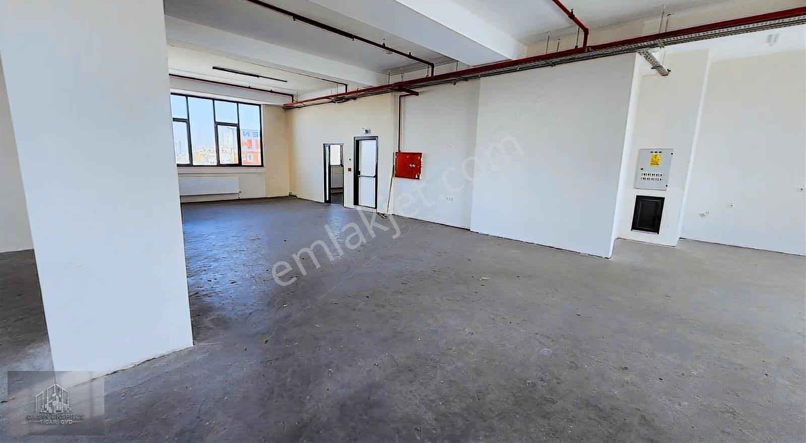 Sulyapıdan İskanli 700 M2 Yeni Binada İş Yeri Plaza Katı - Görsel 17