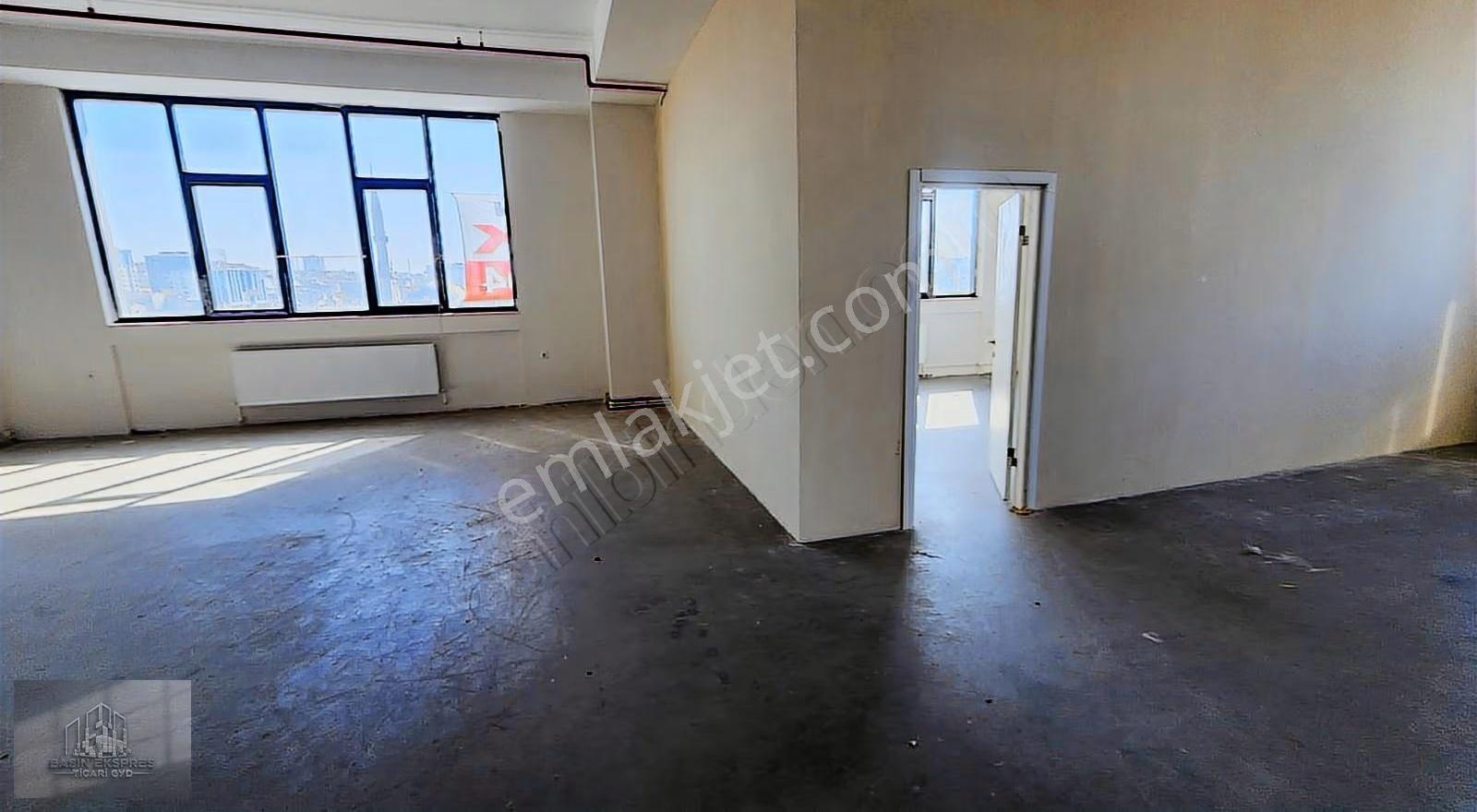 Sulyapıdan İskanli 700 M2 Yeni Binada İş Yeri Plaza Katı - Görsel 20
