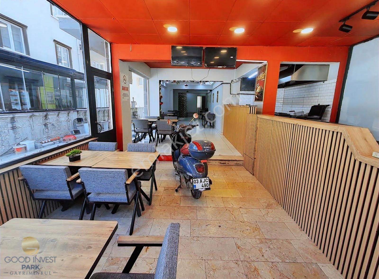 Erenler Devren Kiralık Fast Food 140m² Hazır Eşyalı Yüksek Ciro! - Görsel 28