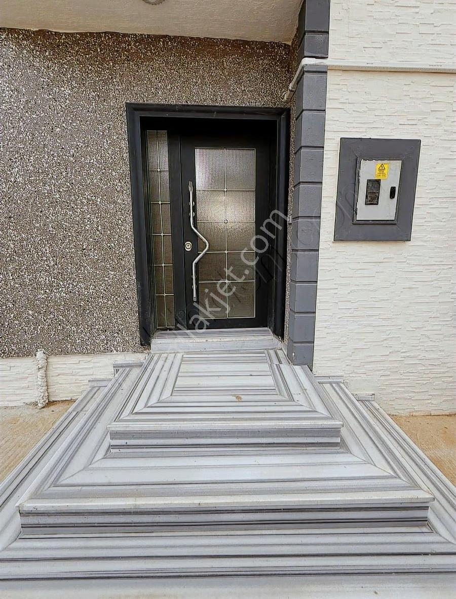 Bolvadin Villa Satılık Geniş Ferah 4,5+1/pergola Teras+kışbahçe - Görsel 20