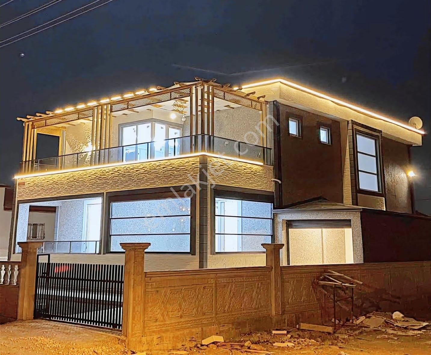 Bolvadin Villa Satılık Geniş Ferah 4,5+1/pergola Teras+kışbahçe - Görsel 30