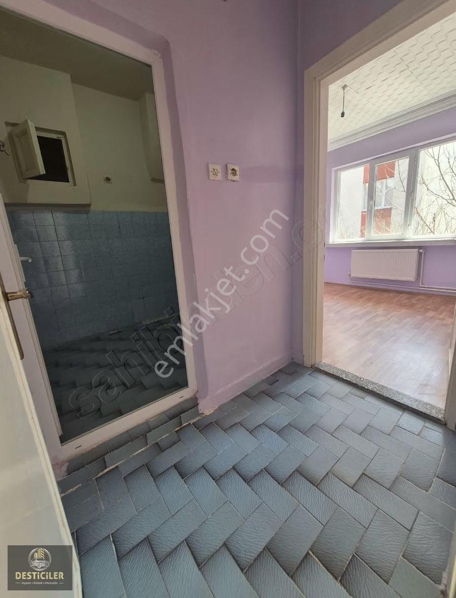 Hg-211 Emek Mah. Ertaş Tramvay Durağı Dibi 3+1 Kiralık Daire - Görsel 2