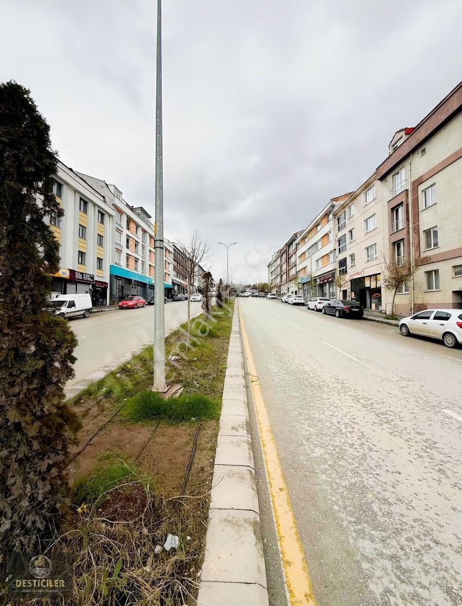Ad-desticiler Ziya Gökalp Cadde Üstü 2+1 Kullanışlı Daire - Görsel 9