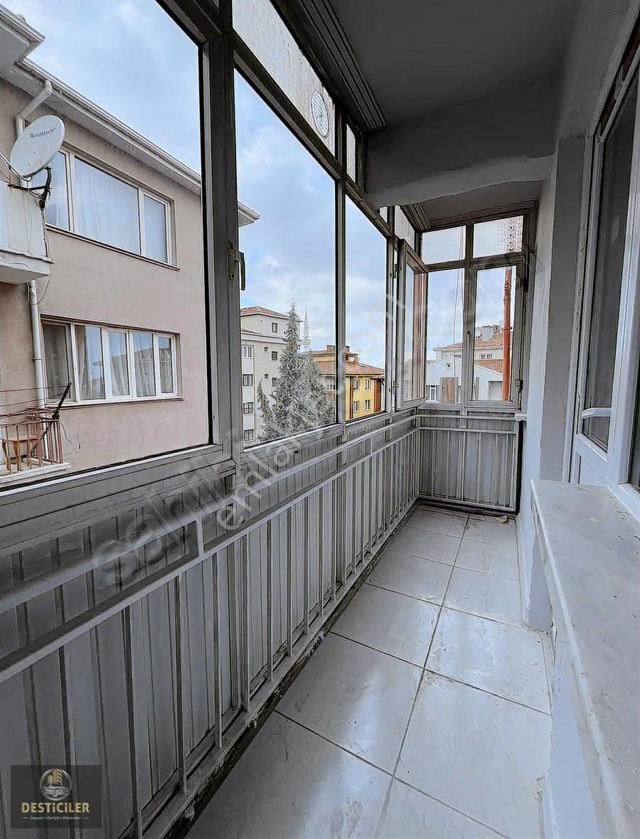 Yk-alanönü'nde İçi Yapılı Merkezi Konumda Geniş 2+1 Daire - Görsel 5