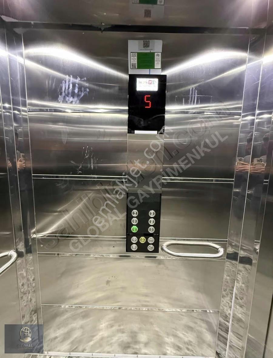 Havuzlu Güvenlikli Site İçi 2+1 Arakat Çift Balkon %80 Kredili - Görsel 6