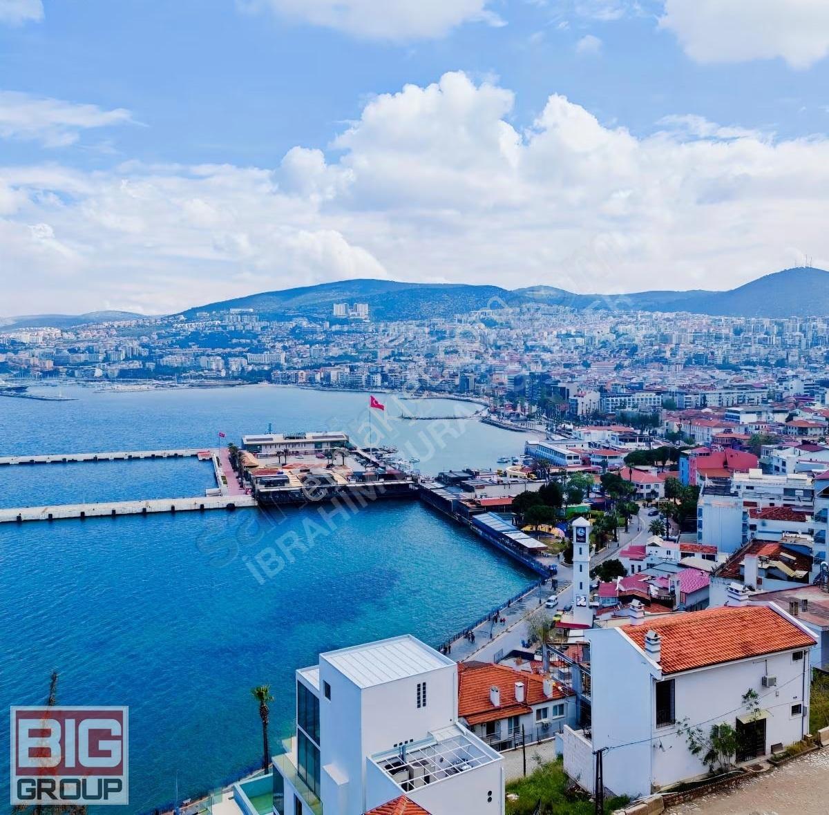İkonik Kuşadası Manzaralı, Merkezde, 4+1, Yenilenmiş Temiz Villa - Görsel 21