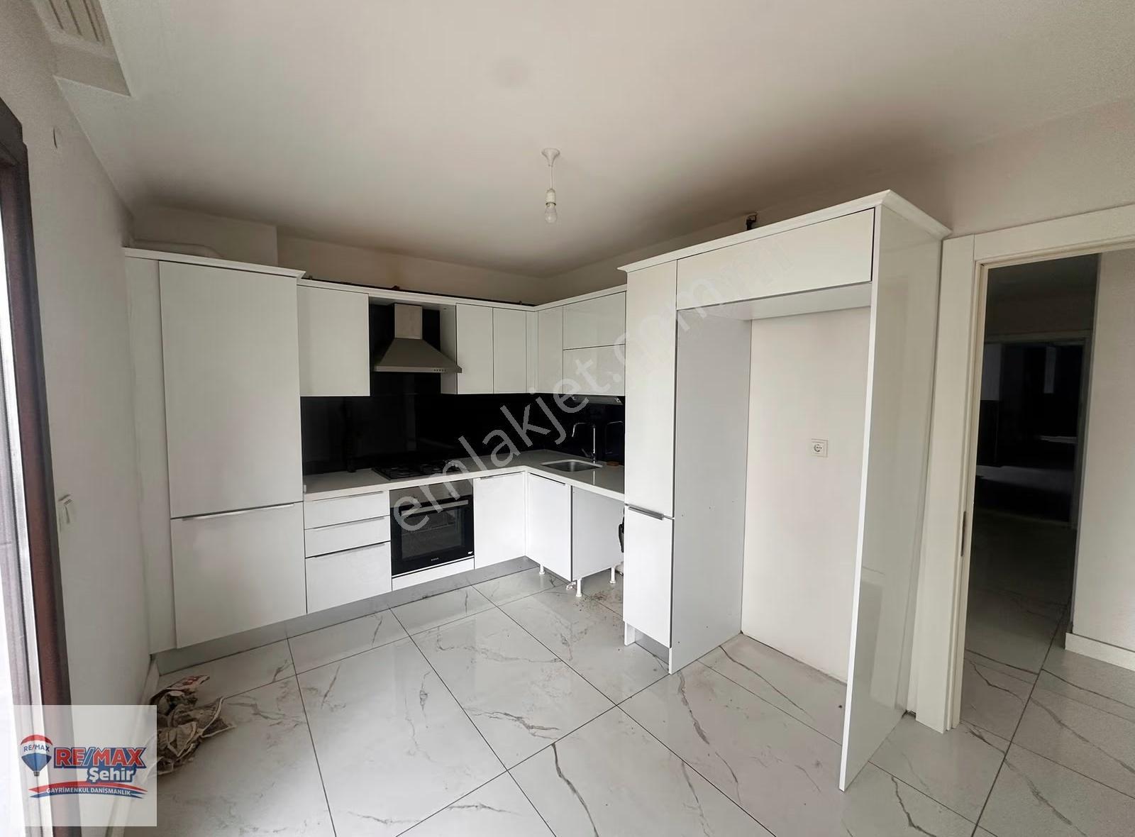 Remax Yalova Asude Vadi Evleri Satılık 3+1 Daire - Görsel 18