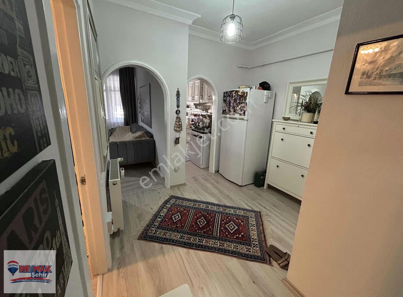 Re/max Şehir'den Çınarcık'da Satılık Daire - Görsel 2