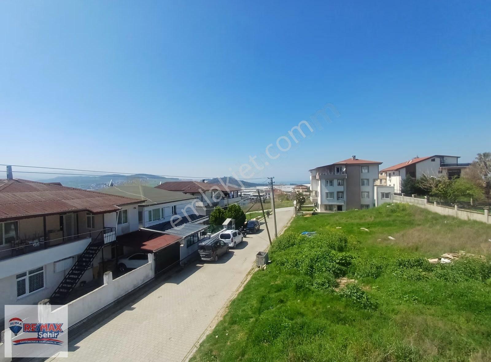 Yalova Kadıköy Özden Mahallesinde Yatırımlık 3 Katlı Bina! - Görsel 14