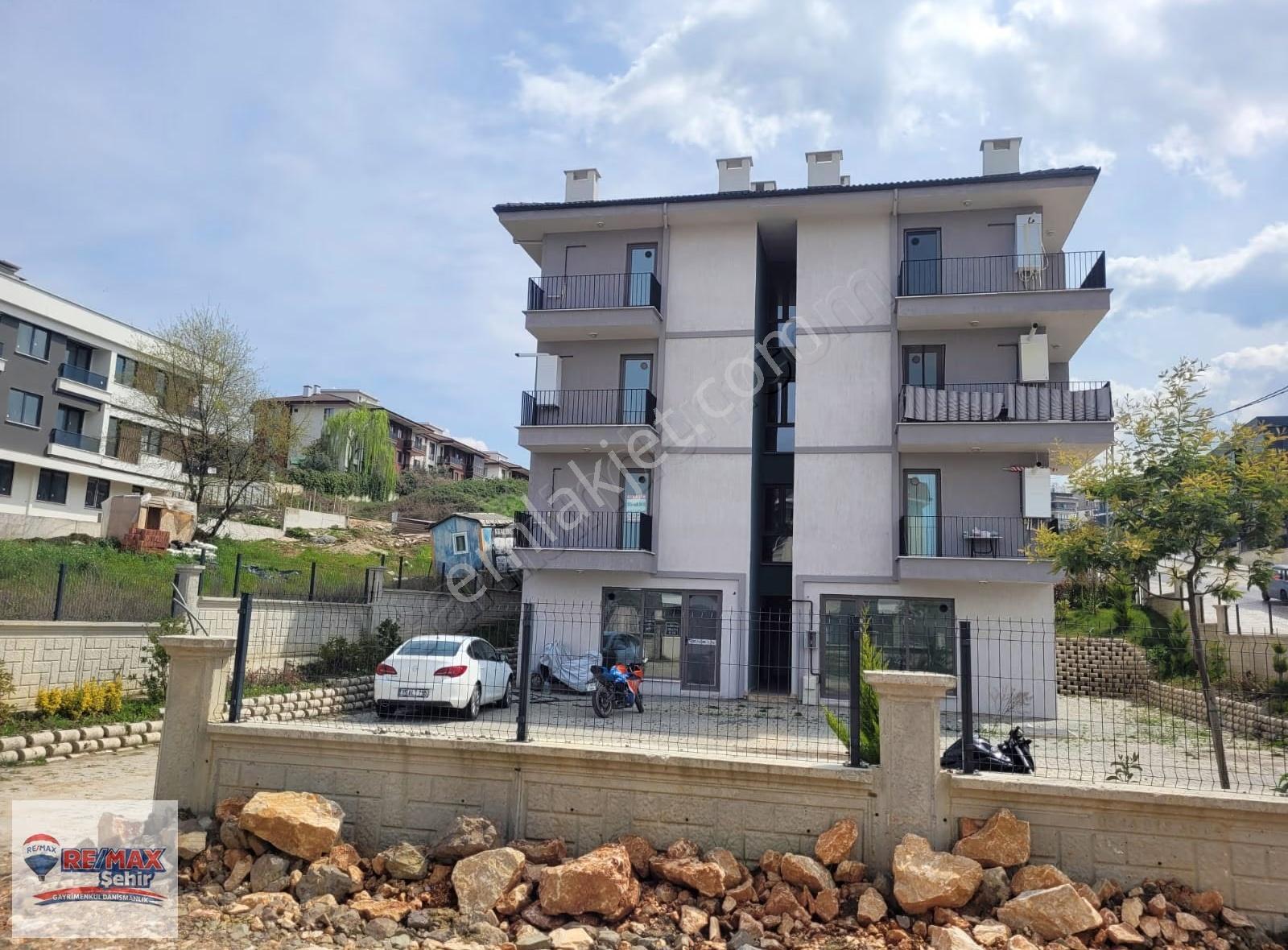 Yalova Merkez Gop. Mahalesinde Satılık Sıfır 1+1 Daire - Görsel 9
