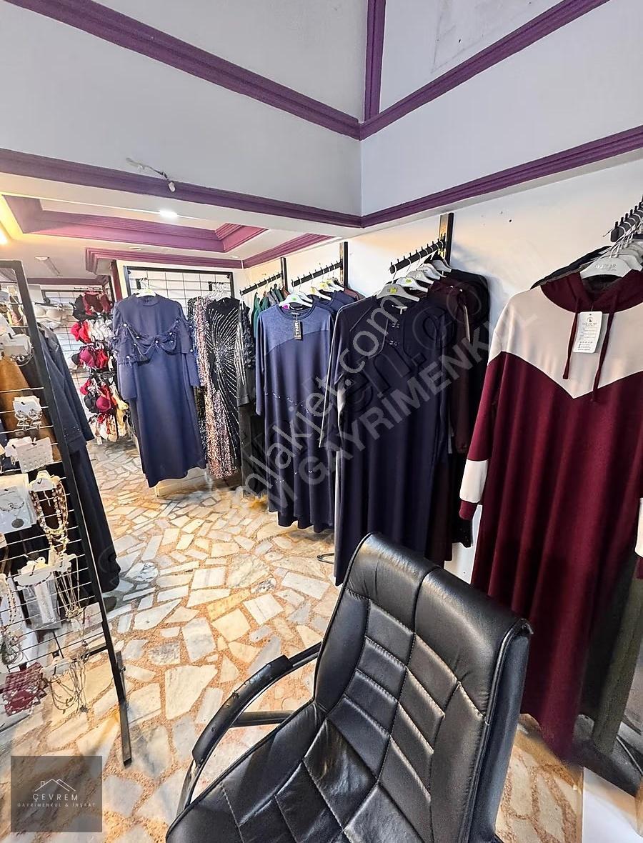 *çevrem* Kanarya'da Acil Devren Kiralık Bayan Giyim Mağazası - Görsel 30