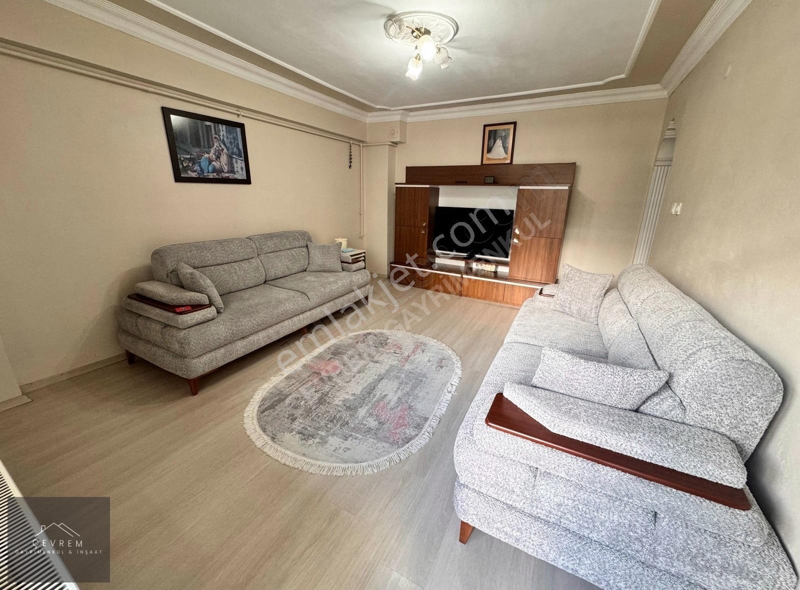 Çevrem Yeşilova'da Metrobüse Çok Yakın Masrafsız 3+1 120m² Daire - Görsel 3