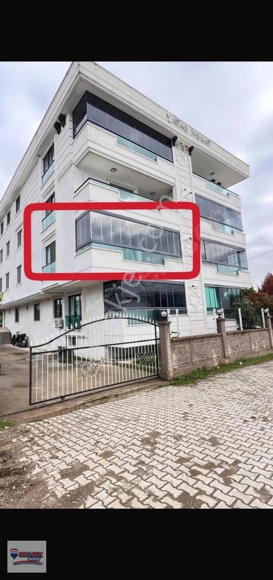 Re/max Şehir Yalova'dan Gaziosmanapaşa'da 3+1 Satılık Daire - Görsel 12