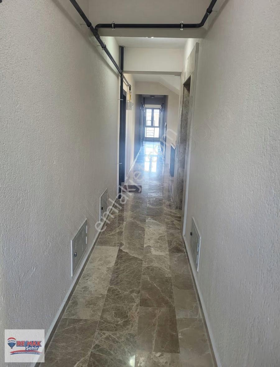 Yalova Merkez Gaziosmanpaşa Mah. Satılık Sıfır 1+1 Daire - Görsel 8