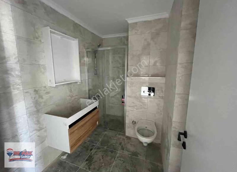 Yalova Remax Şehir Den Merkez De 2+1 Satılık Daire - Görsel 12