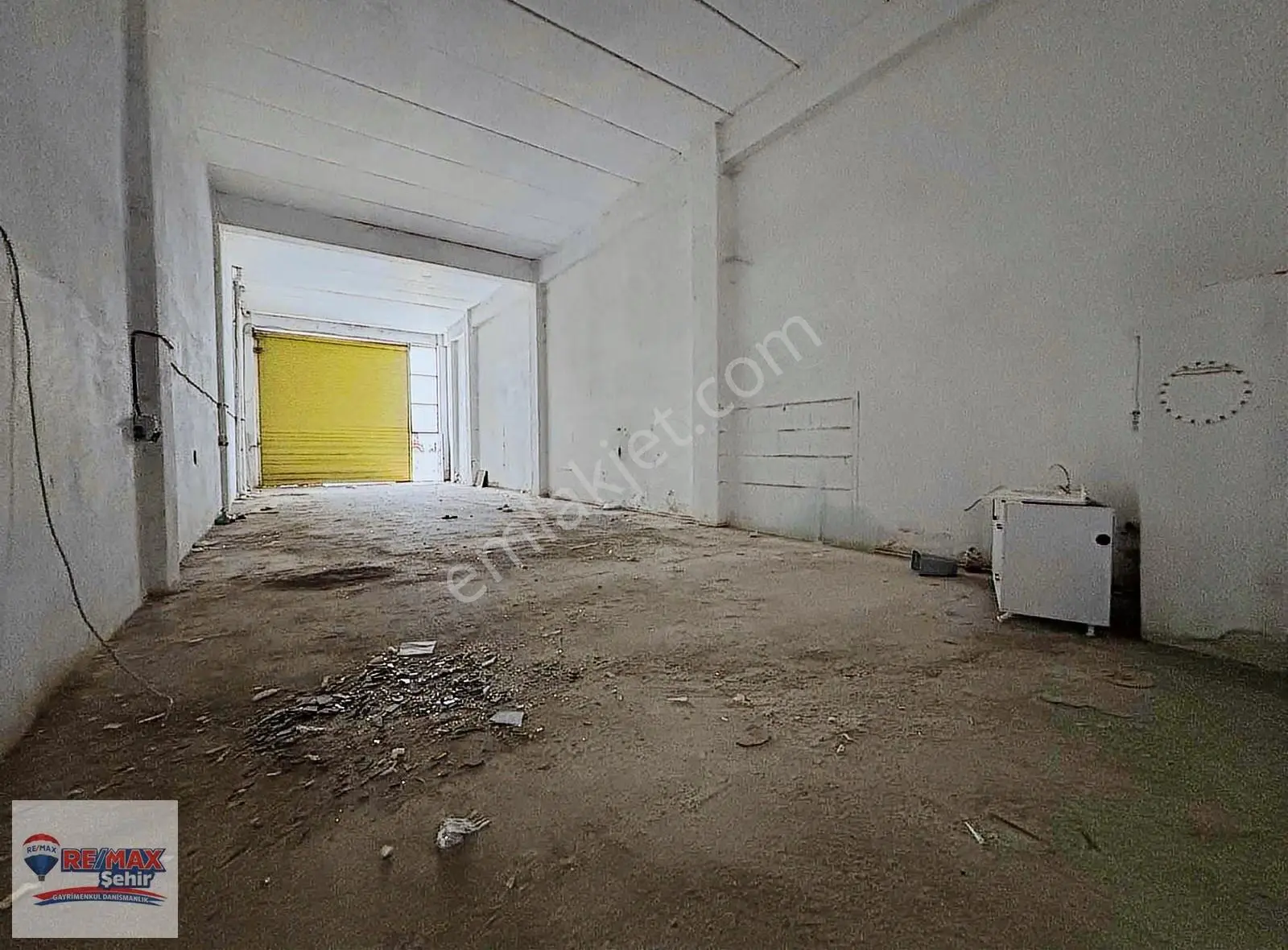Yalova Merkez Kirazlı Gesan Sanayi Sitesi 178m2 Satılık Dükkan - Görsel 2