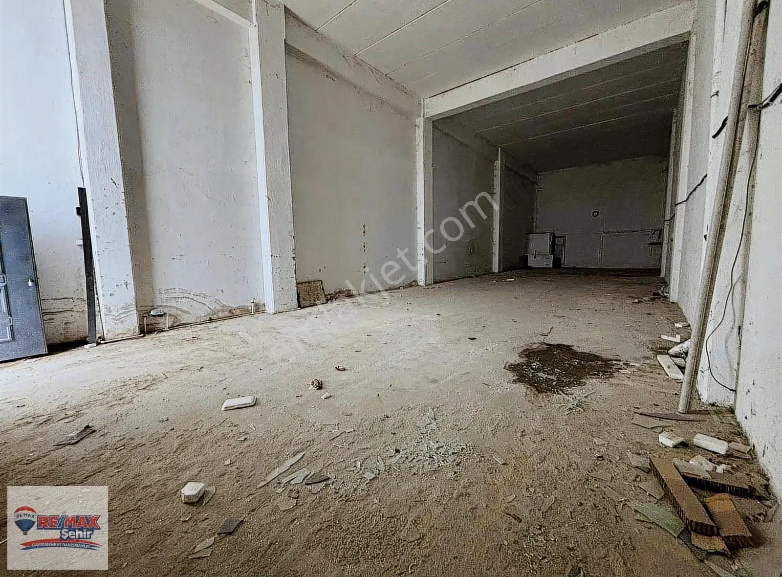 Yalova Merkez Kirazlı Gesan Sanayi Sitesi 178m2 Satılık Dükkan - Görsel 5