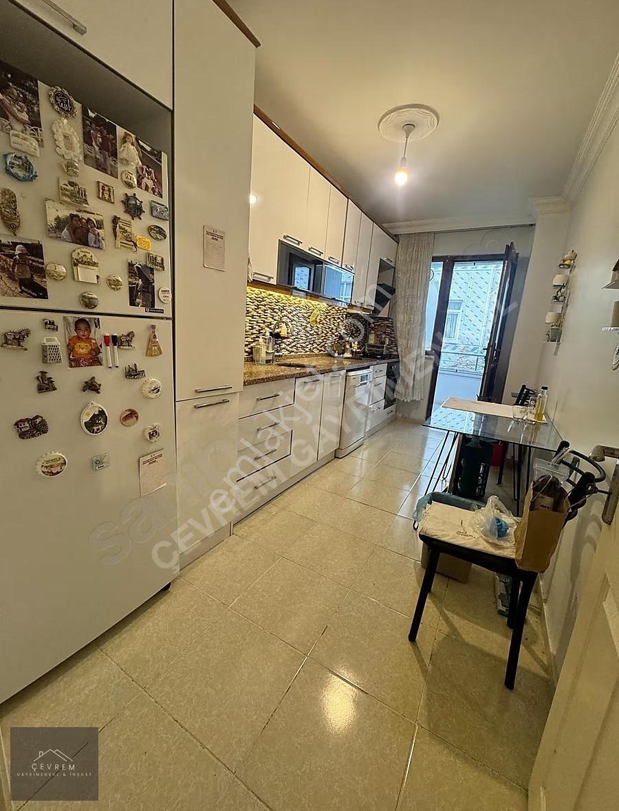 *çevrem* Cumhuriyet'te Harika Konumda Kullanışlı 3+1 130m² Daire - Görsel 13