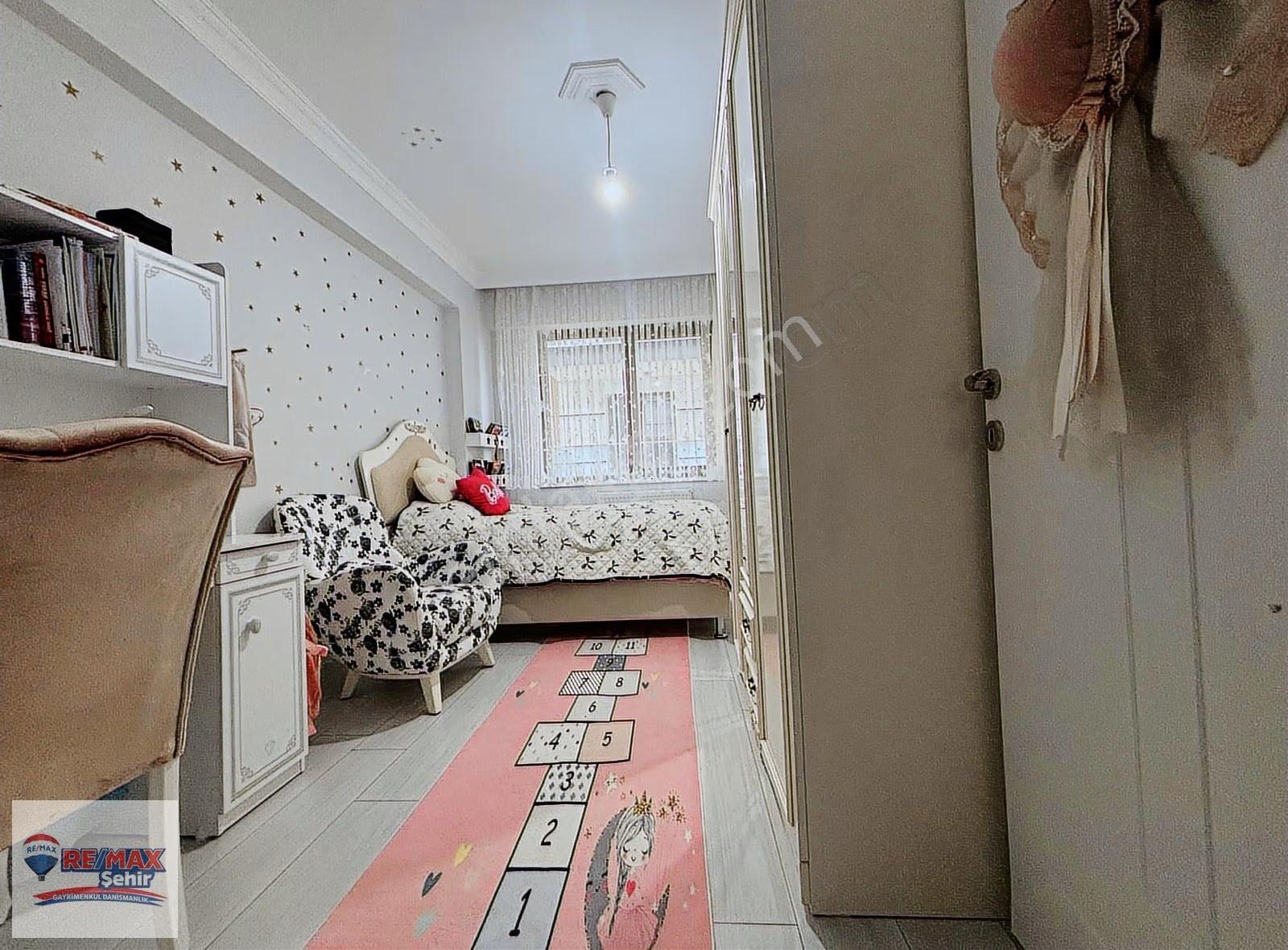 Remax Şehir Çiftlikköy Full Deniz Manzaralı Satılık 3+1 110m2!! - Görsel 10
