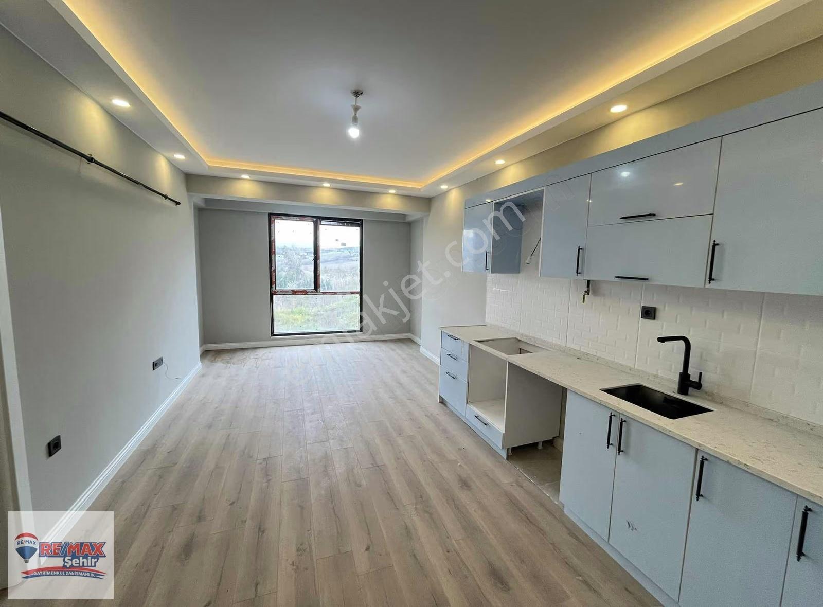 Remax Şehir Kudu Best Resıdence Satılık 1+1