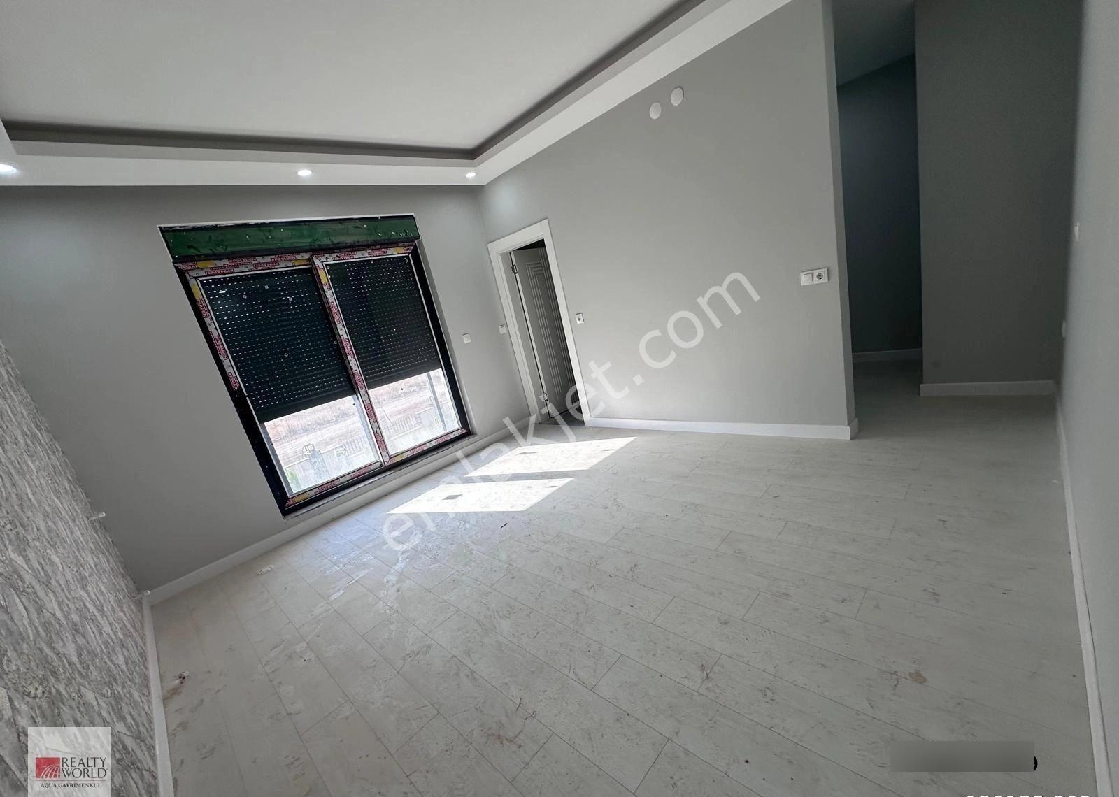 Kepez'de Havuzlu Lüks Sitede, 140 M², 3+1, Ebeveyn Banyolu Daire - Görsel 3