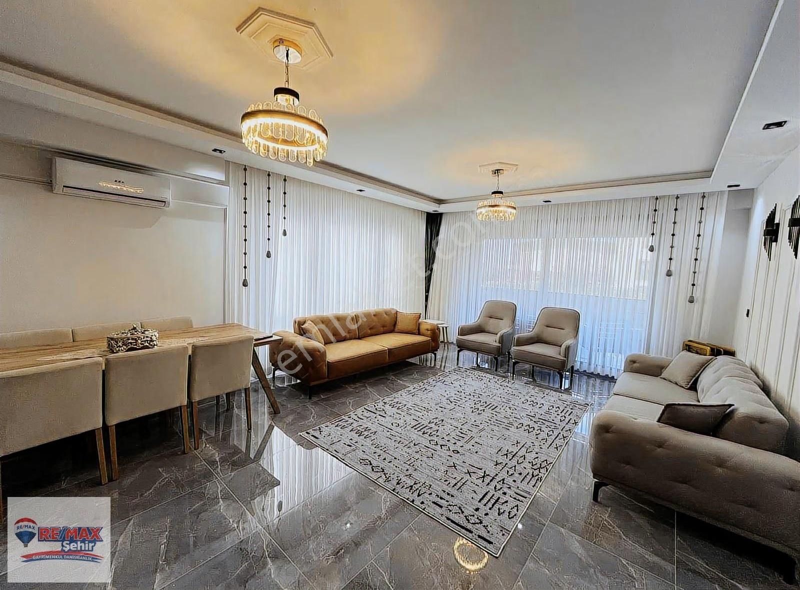 Remax Şehir Yalova Kadıköy Özden Mh. Satılık 8+2 Lüks Villa - Görsel 27