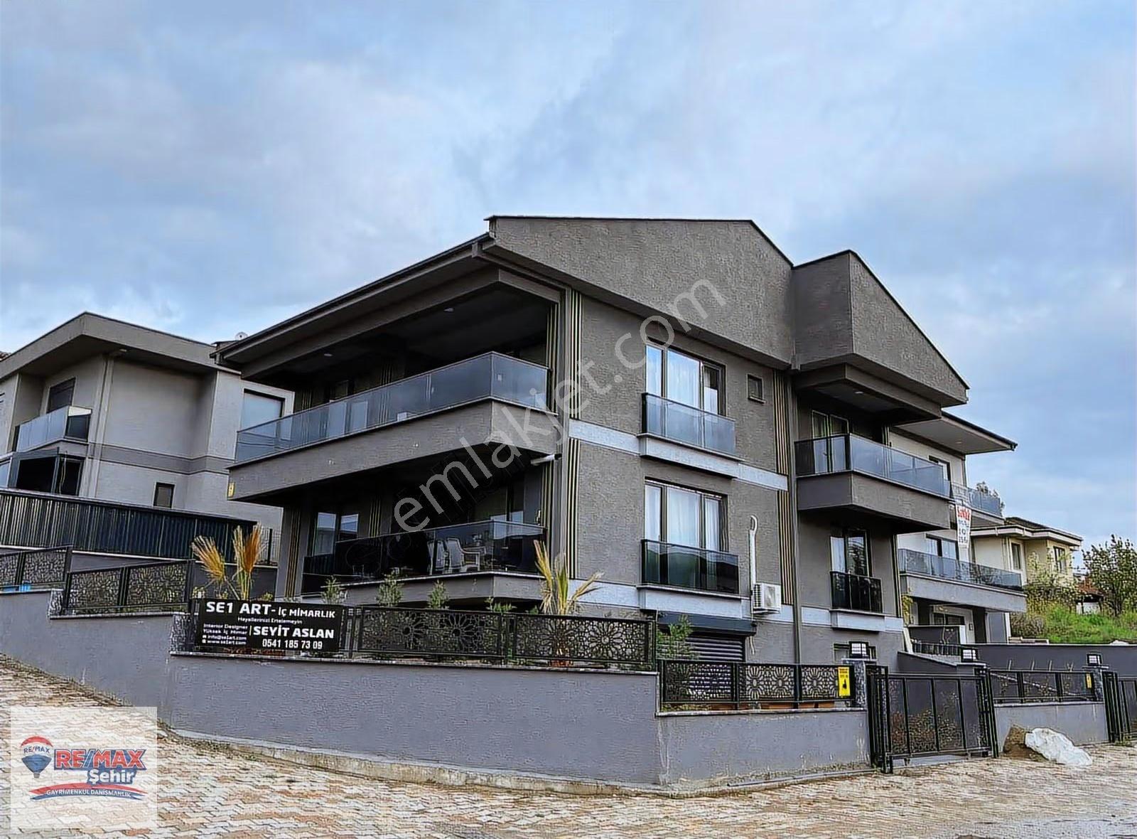 Remax Şehir Yalova Kadıköy Özden Mh. Satılık 8+2 Lüks Villa - Görsel 5