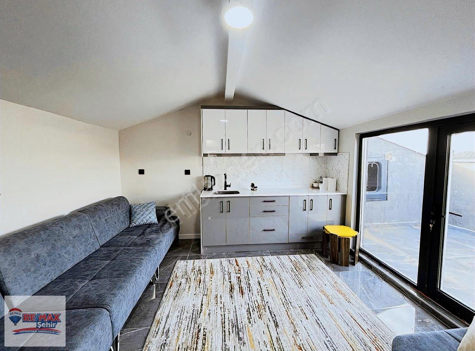 Remax Şehir Yalova Kadıköy Özden Mh. Satılık 8+2 Lüks Villa - Görsel 18
