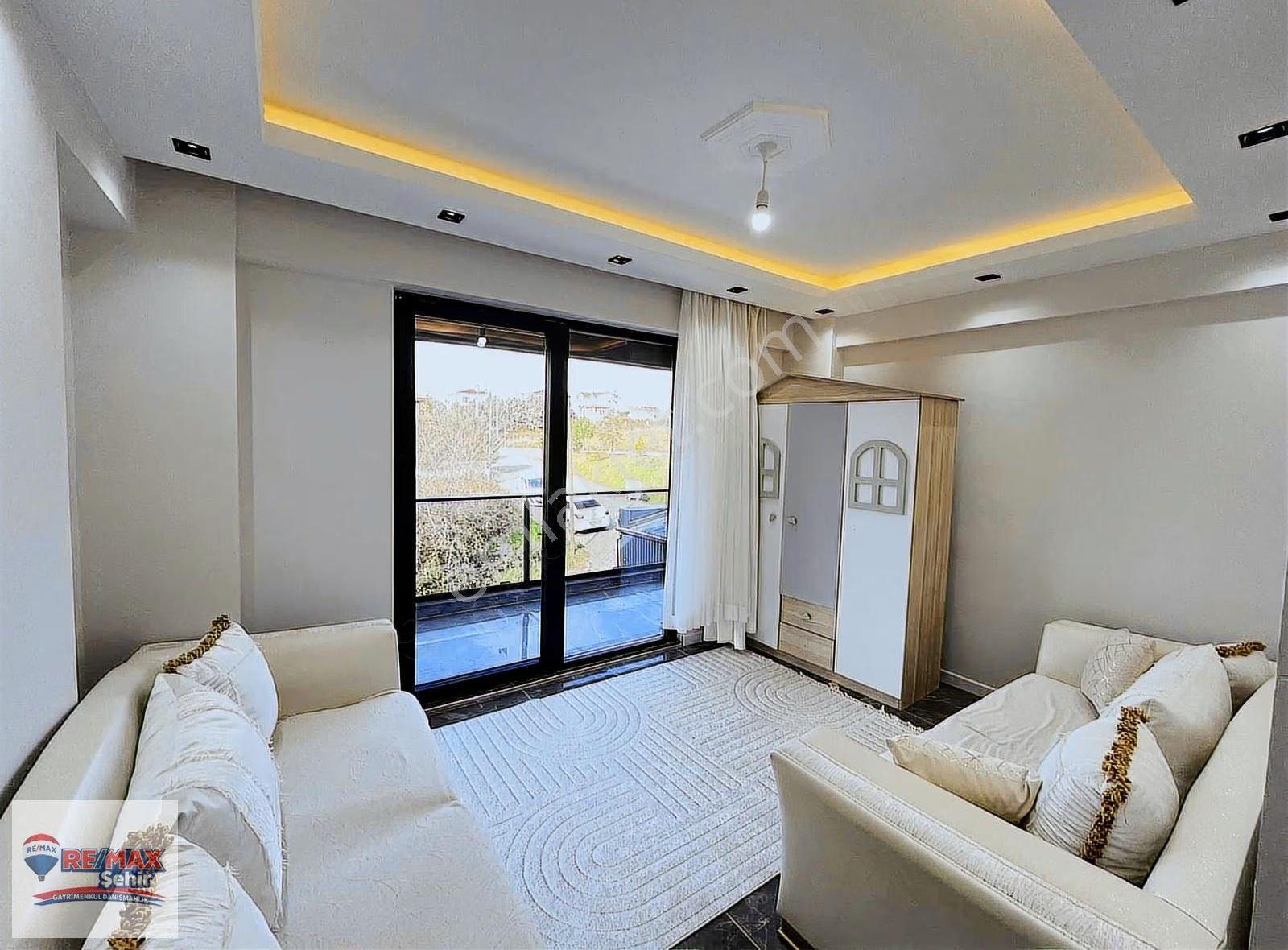 Remax Şehir Yalova Kadıköy Özden Mh. Satılık 8+2 Lüks Villa - Görsel 19
