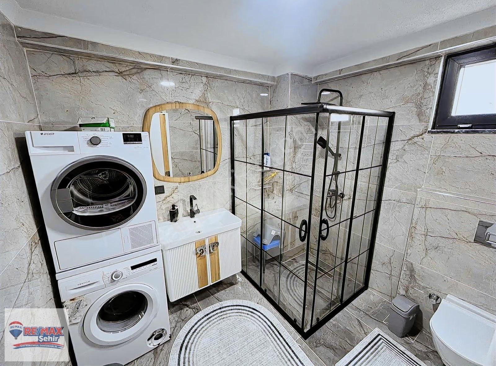 Remax Şehir Yalova Kadıköy Özden Mh. Satılık 8+2 Lüks Villa - Görsel 25