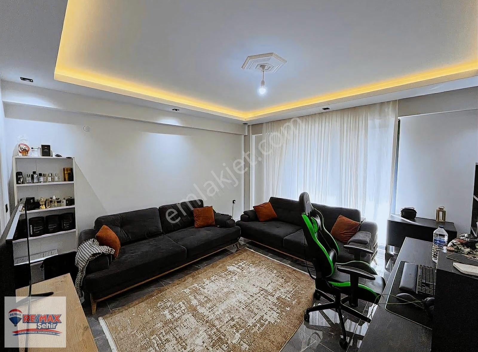 Remax Şehir Yalova Kadıköy Özden Mh. Satılık 8+2 Lüks Villa - Görsel 13