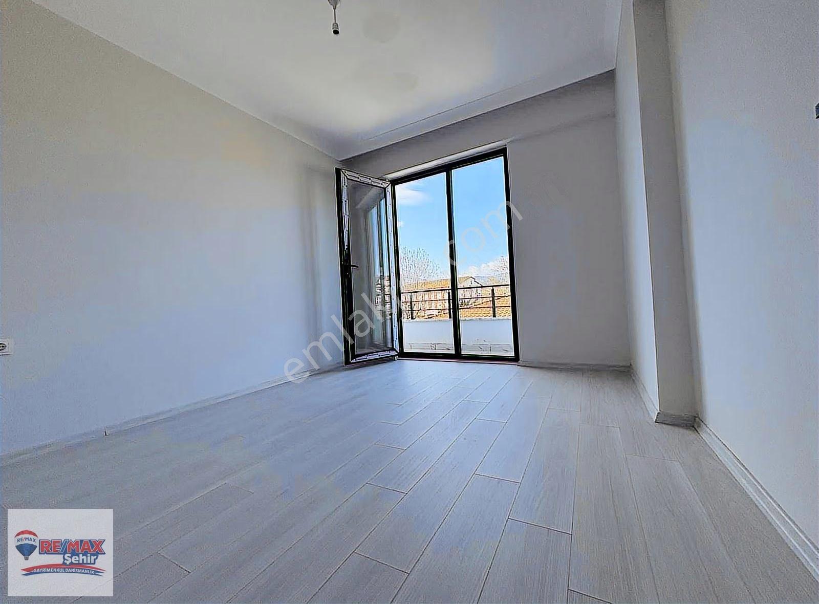 Remax Şehir'den Yalova Kadıköy Sıfır Binada Satılık 2+1 Daire - Görsel 5