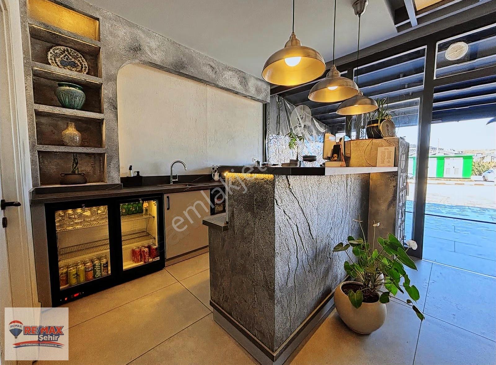 Remax Şehir'den Kadı Caddesi Üzerinde Devren Kiralık Restoran - Görsel 18