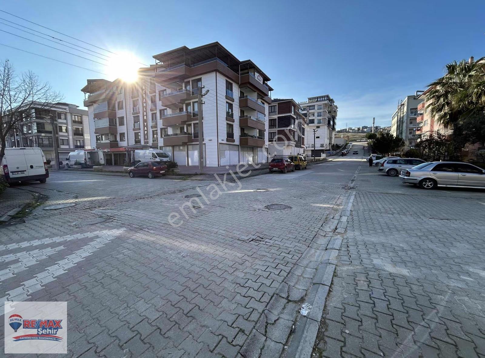 Re/max Şehir'den Yalova Merkez Gop Mahallesinde Satılık Daire - Görsel 14